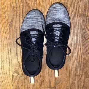 Under armor shoes!! Gently worn